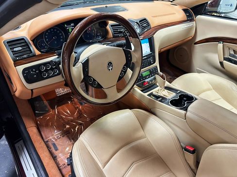 Used 2013 Maserati GranTurismo Sport RWD image 9