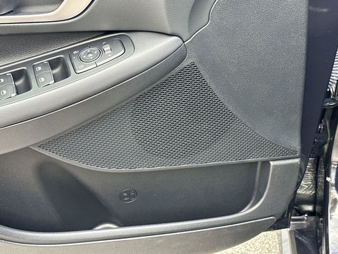 New 2025 Hyundai Sonata SEL image 17