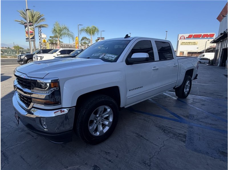 Used 2017 Chevrolet Silverado 1500 LT w/ All Star Edition RWD image 9