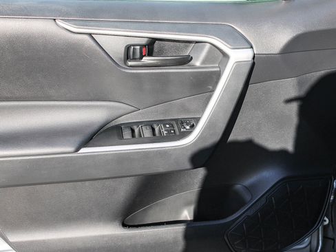 Certified 2024 Toyota RAV4 LE image 21