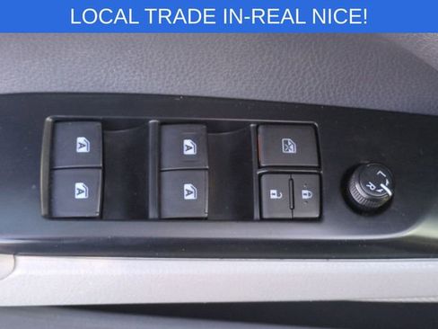 Used 2019 Toyota Camry L image 22