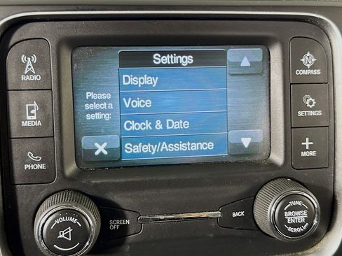 Used 2015 RAM 1500 Express image 25