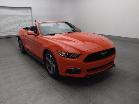 Used 2015 Ford Mustang Convertible w/ Equipment Group 051A RWD image 13