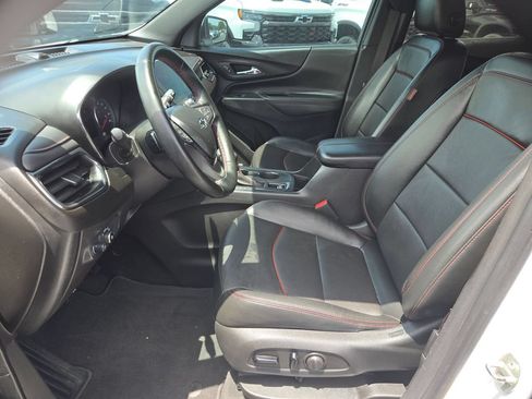 Certified 2023 Chevrolet Equinox RS w/ RS Leather Package FWD image 9