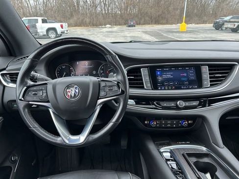 Used 2022 Buick Enclave Avenir w/ Avenir Technology Package image 14