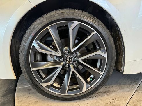 Used 2020 Toyota Corolla SE FWD image 25