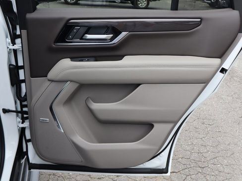 New 2026 GMC Yukon Elevation w/ LPO, Floor Liner Package image 23