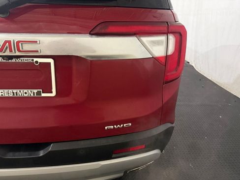 Used 2023 GMC Acadia SLT w/ Technology Package image 14