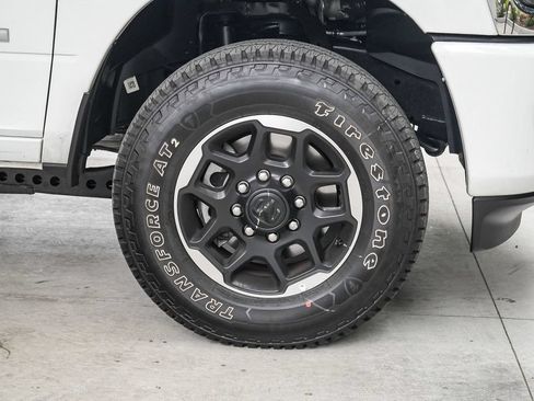Used 2026 RAM 2500 Laramie AWD/4WD image 11