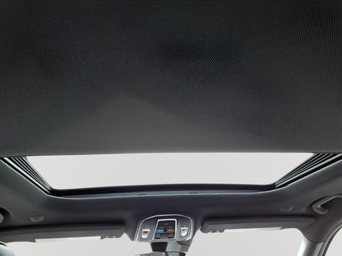 New 2025 Jeep Grand Cherokee 4WD image 14