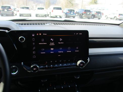 Certified 2023 Chevrolet Colorado LT w/ LT Convenience Package II image 16