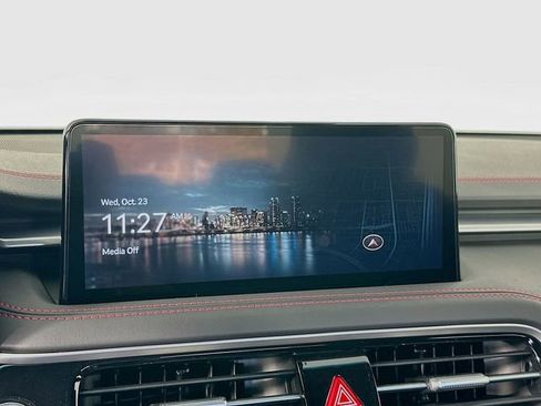 Certified 2025 Genesis G70 3.3T Advanced image 11