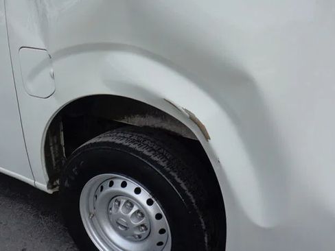 Used 2018 Nissan NV 2500 S RWD image 3