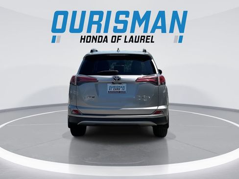 Used 2018 Toyota RAV4 XLE w/ Plus Extra Value Package AWD/4WD image 7