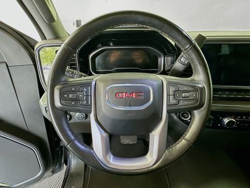 Used 2025 GMC Sierra 1500 SLT AWD/4WD image 13