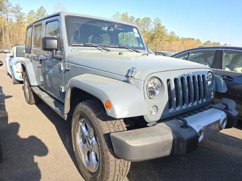 Used 2015 Jeep Wrangler Unlimited Sahara w/ Dual Top Group image 2
