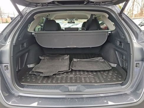 Used 2023 Subaru Outback Premium image 28