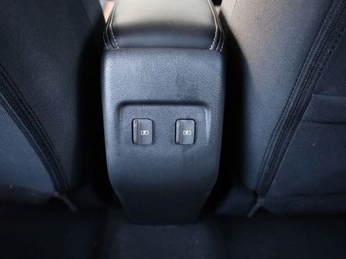 Used 2023 Nissan Kicks SR image 35