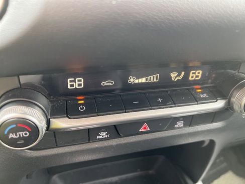 Used 2023 MAZDA CX-30 AWD 2.5 S w/ Select Package image 9