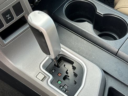 Used 2013 Toyota Sequoia Limited image 33