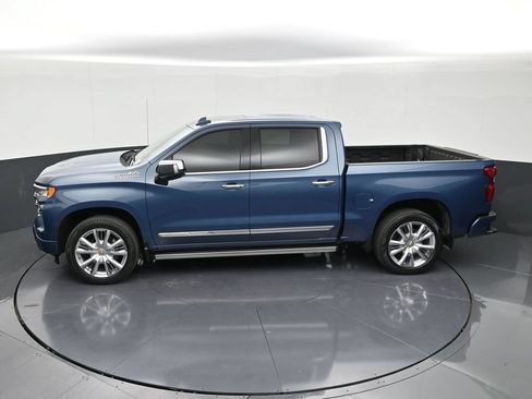 Used 2024 Chevrolet Silverado 1500 High Country AWD/4WD image 13