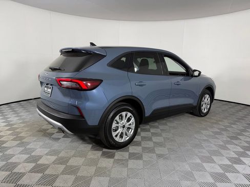 Used 2025 Ford Escape Active image 8