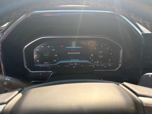 Used 2023 Chevrolet Silverado 1500 LT AWD/4WD image 18