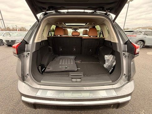 New 2026 Nissan Rogue Platinum w/ Tech Package image 17