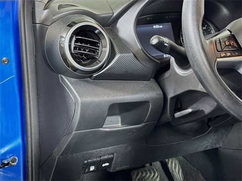 Used 2024 Nissan Kicks SV image 8