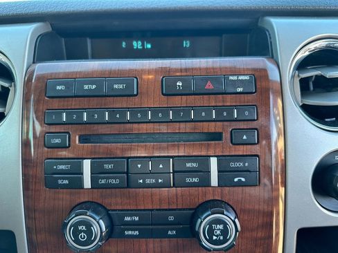 Used 2010 Ford F150 Lariat AWD/4WD image 19
