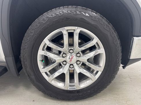 Used 2022 GMC Sierra 1500 SLT w/ SLT Premium Package image 35