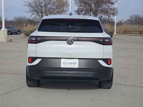 Used 2023 Volkswagen ID.4 Pro S image 6