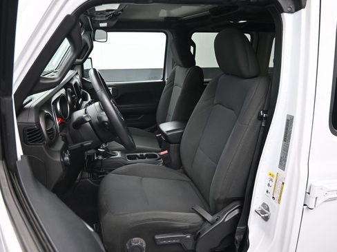 Used 2018 Jeep Wrangler Unlimited Sport S AWD/4WD image 23
