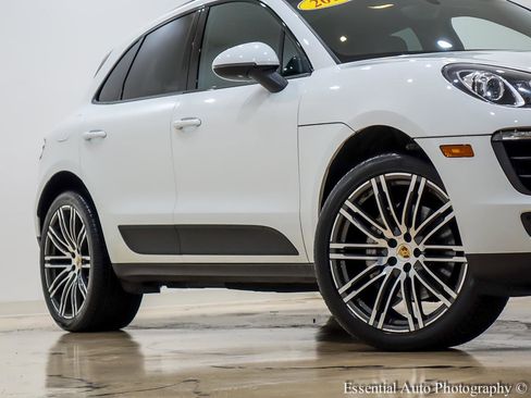 Used 2016 Porsche Macan S w/ Premium Package Plus image 4