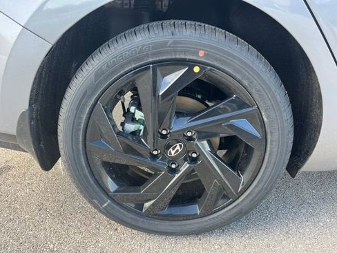 New 2026 Hyundai Elantra Sport FWD image 13