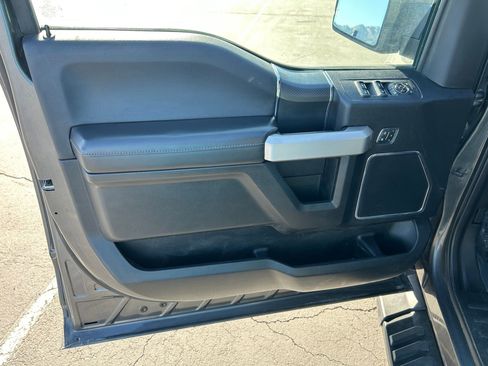 Used 2019 Ford F150 Lariat w/ Equipment Group 502A Luxury image 9