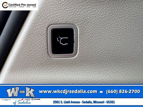 Certified 2021 Chrysler Pacifica Touring-L FWD image 33