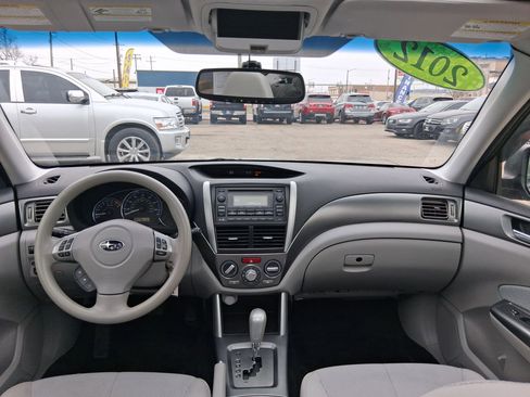 Used 2012 Subaru Forester 2.5X Premium w/ Popular Pkg 3 AWD/4WD image 17