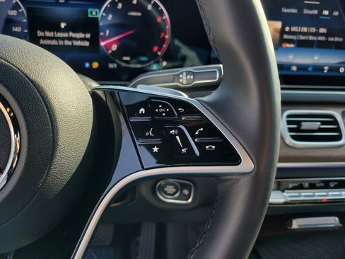 Certified 2026 Mercedes-Benz GLE 450 4MATIC image 31