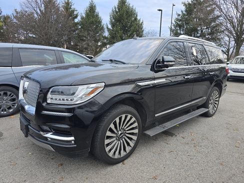 Used 2018 Lincoln Navigator Reserve w/ Technology Package image 3