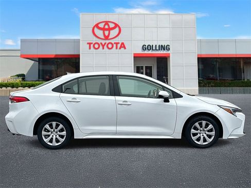 Certified 2023 Toyota Corolla LE image 6