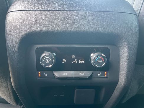 Used 2024 Chevrolet Traverse RS w/ LPO, Floor Liner Package image 14