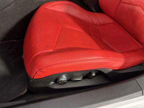 Used 2024 Chevrolet Corvette Stingray Preferred Conv image 12