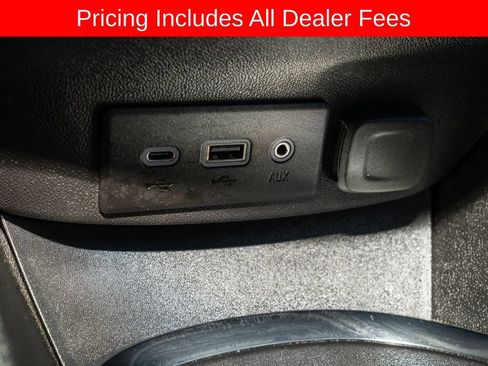 Used 2025 Chevrolet Malibu LT FWD image 14