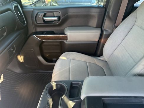 Used 2020 GMC Sierra 1500 Elevation w/ Elevation Value Package image 11