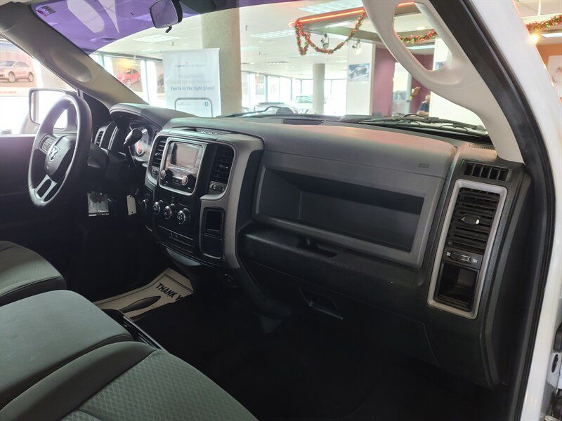Used 2014 RAM 1500 Express AWD/4WD image 14