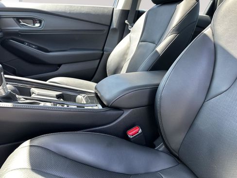 Used 2023 Honda Accord Touring image 19