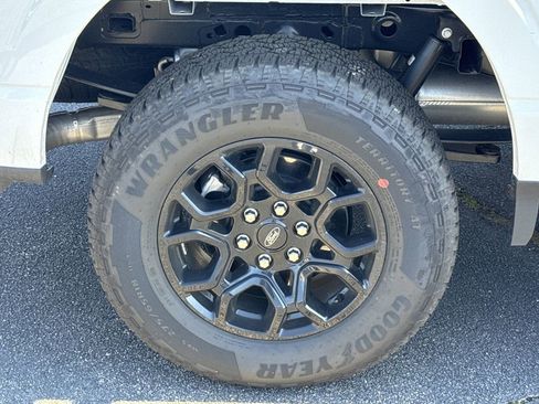 New 2025 Ford F150 Lariat image 17