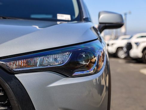 Certified 2024 Toyota Corolla Cross LE image 10