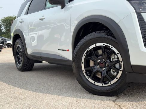 New 2026 Nissan Pathfinder Rock Creek AWD/4WD image 2
